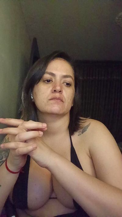 ladykyhara live cam on Cam4
