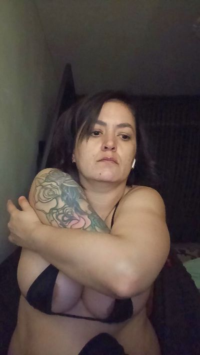 ladykyhara live cam on Cam4