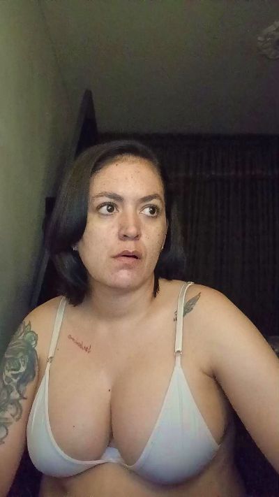 ladykyhara live cam on Cam4