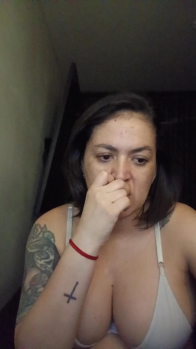 ladykyhara live cam on Cam4