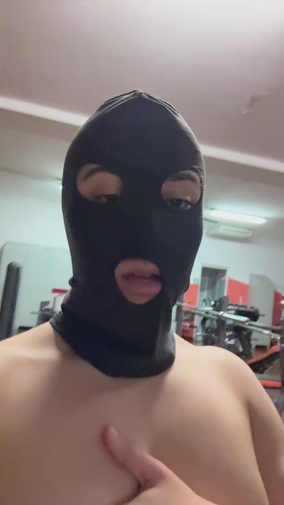 ladymuscles live cam on Cam4