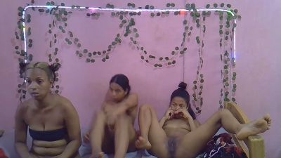 ladysexybi live cam on Cam4