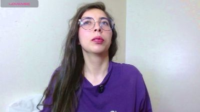 ladysophia1 live cam on Cam4