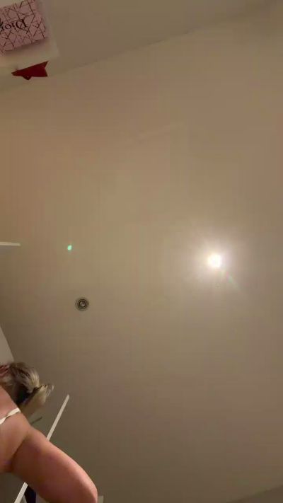 laetysia88 live cam on Cam4