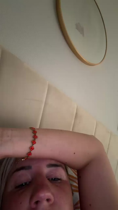 laetysia88 live cam on Cam4