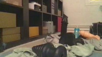 lago2venis live cam on Cam4