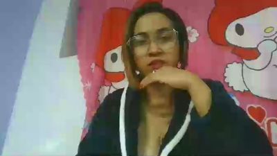 lalaina7 live cam on Cam4