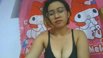 lalaina7 live cam on Cam4
