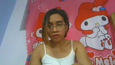 lalaina7 live cam on Cam4