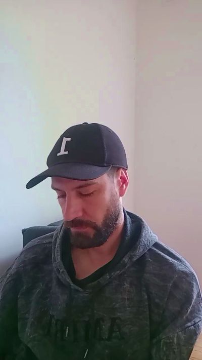 laliebre872 live cam on Cam4