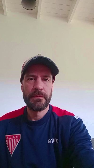 laliebre872 live cam on Cam4