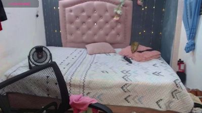 lalisha_96 live cam on Cam4