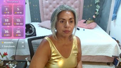 lalisha_96 live cam on Cam4