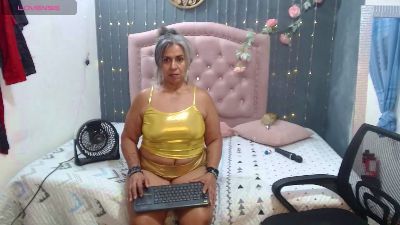 lalisha_96 live cam on Cam4
