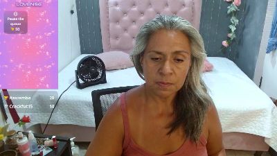 lalisha_96 live cam on Cam4