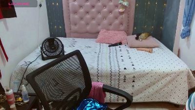 lalisha_96 live cam on Cam4