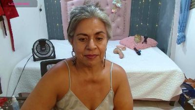 lalisha_96 live cam on Cam4