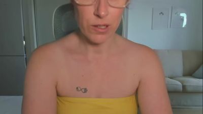 lalita8 live cam on Cam4