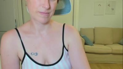 lalita8 live cam on Cam4