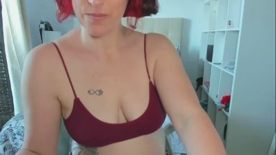 lalita8 live cam on Cam4