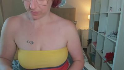 lalita8 live cam on Cam4