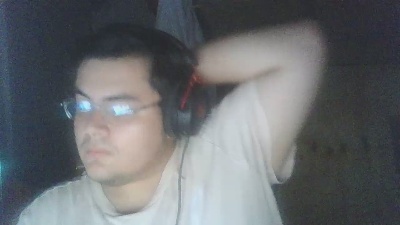 lalo8e8e7 live cam on Cam4