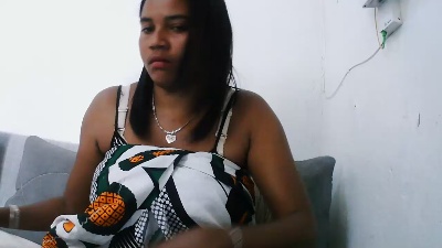 lanah4 live cam on Cam4
