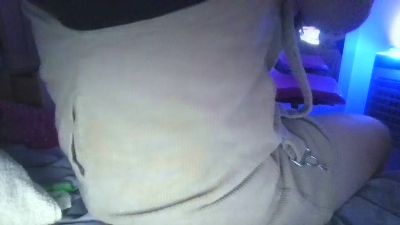 lanenadepueblo5 live cam on Cam4