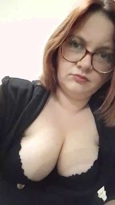 lapetitecoquin3 live cam on Cam4