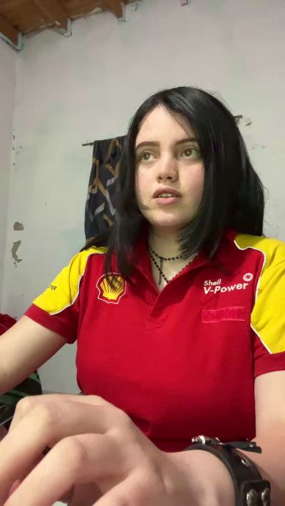 lapibadelashell live cam on Cam4