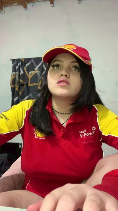 lapibadelashell live cam on Cam4
