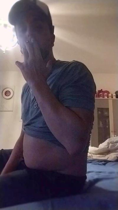 lapinchaud3801 live cam on Cam4