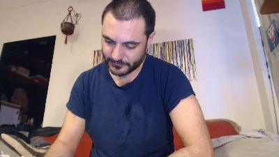laplataversatil live cam on Cam4