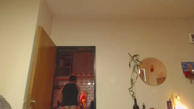 laplataversatil live cam on Cam4