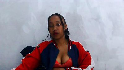 lapoaly1 live cam on Cam4