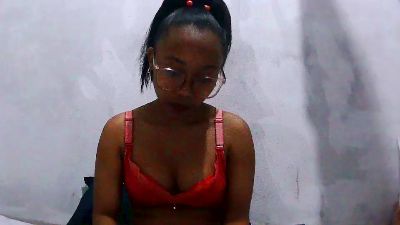 lapoaly1 live cam on Cam4