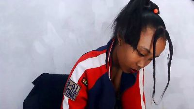 lapoaly1 live cam on Cam4
