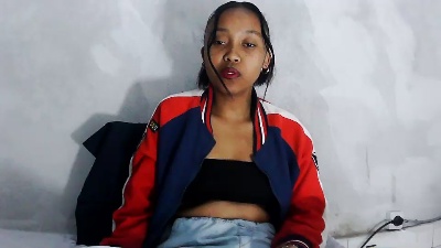 lapoaly1 live cam on Cam4