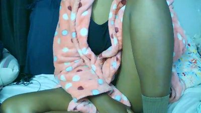 lapoaly1 live cam on Cam4