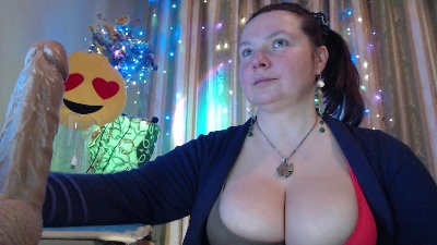 laraluxe live cam on Cam4