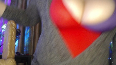 laraluxe live cam on Cam4