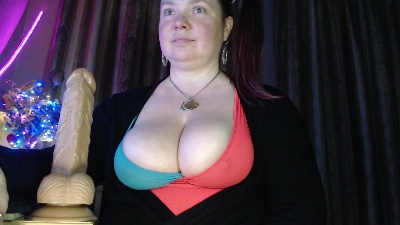 laraluxe live cam on Cam4
