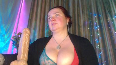 laraluxe live cam on Cam4