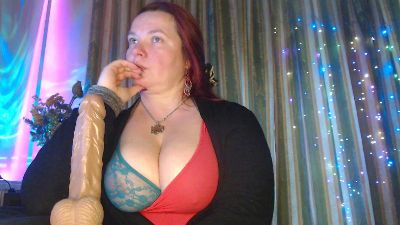 laraluxe live cam on Cam4