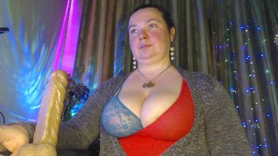 laraluxe live cam on Cam4