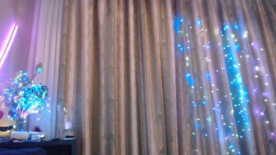 laraluxe live cam on Cam4
