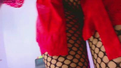 lararoberts_ live cam on Cam4