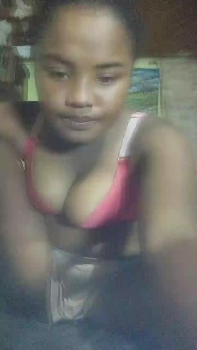 larissa5 live cam on Cam4