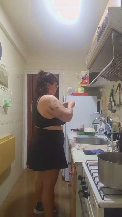 laritamua live cam on Cam4