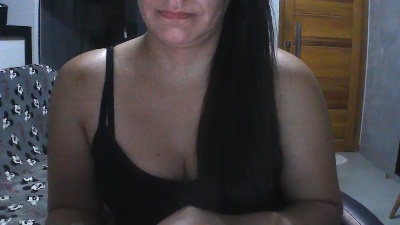 larrissasexy live cam on Cam4